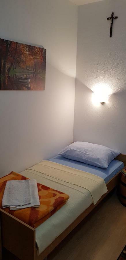 Rooms Rafomarija Medugorje Bagian luar foto